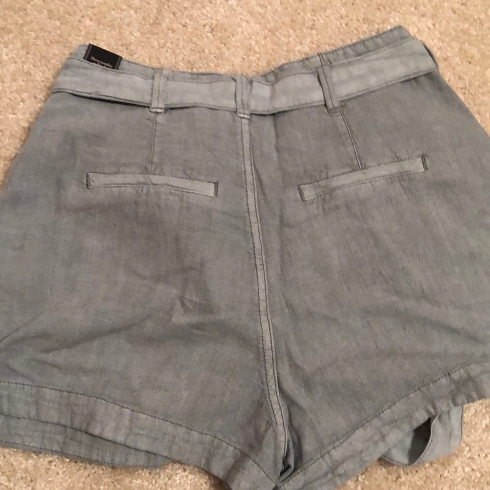 A&F Shorts - Picture 5 of 5